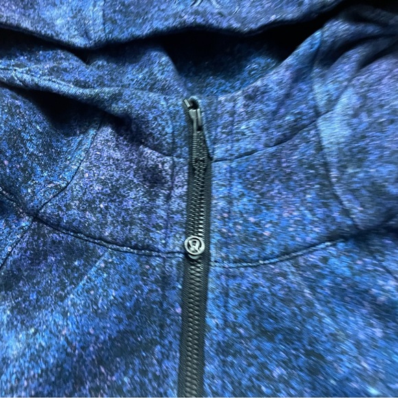 Lululemon Scuba Hoodie Light Cotton Fleece in Polar Lights Blue Multi Jacket 6 - Picture 7 of 16